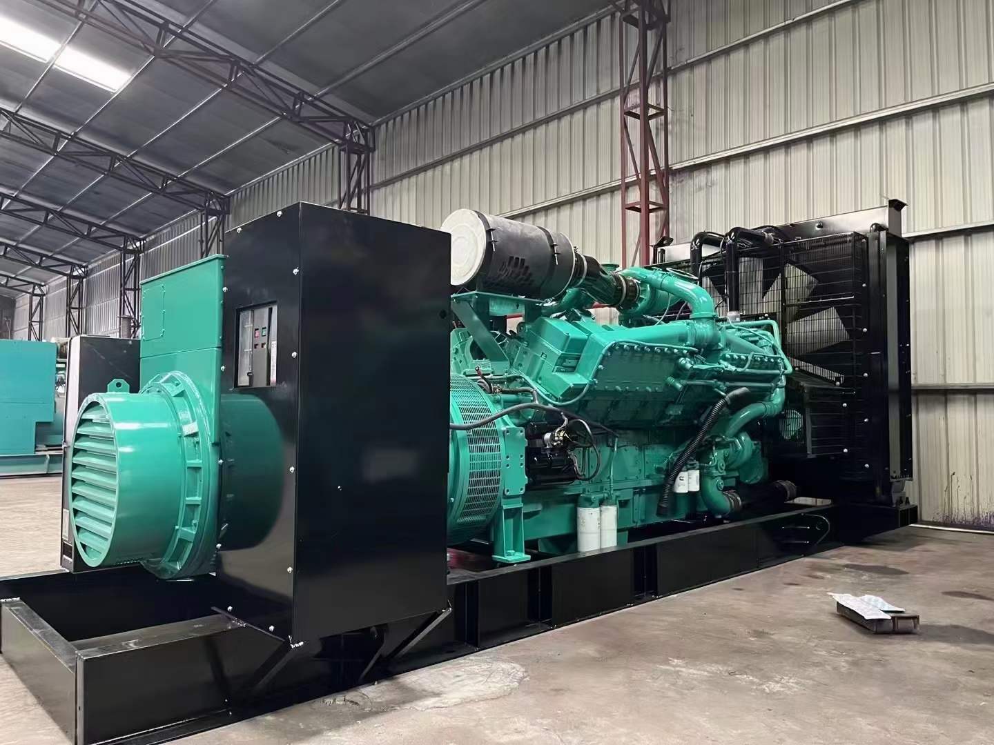 昭平如何降低 800kW 柴油发电机输出电流的波动?
