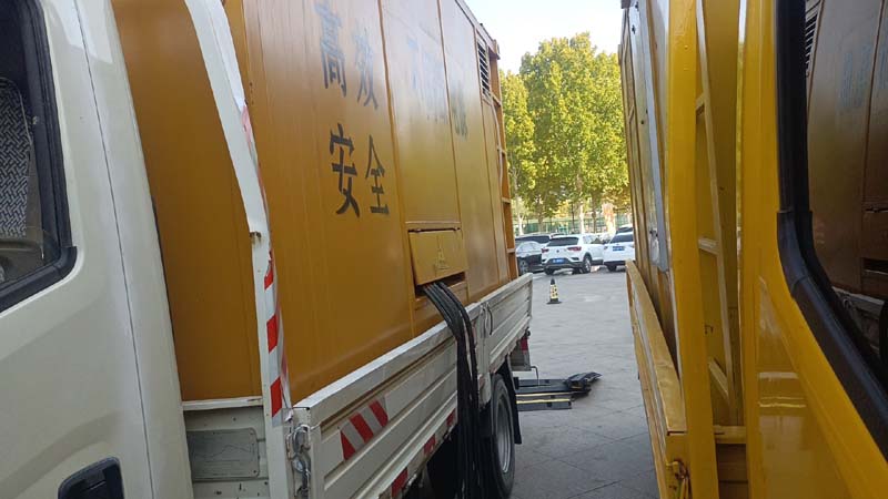 昭平如何判断柴油发电机组和UPS电源的切换时间是否符合要求？